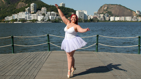 Plus-Size Ballerina Is 'On Pointe’ | SHAKE MY BEAUTY