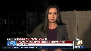 Family escapes mobile home fire