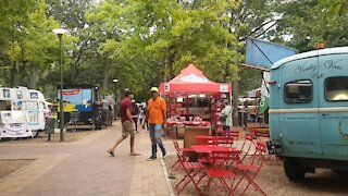 SOUTH AFRICA - Cape Town - Cape Town Summer Market (Video) (bXA)