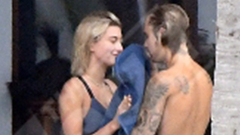 Justin Bieber MAKING OUT With Hailey Baldwin ALL WEEKEND! Selena's Mom Speaks Out!
