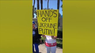 Naples group protests Russian aggression in Ukraine