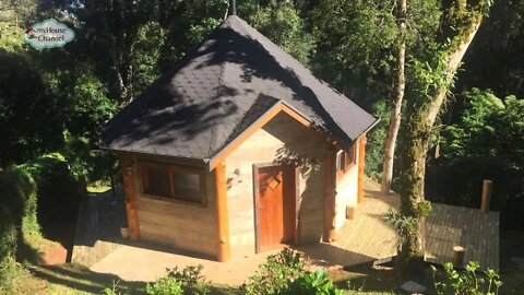 Cabana de Madeira Rústica e Simples em Monte Verde