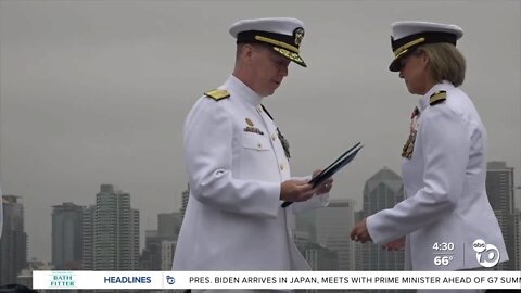 First female Commanding Officer of an aircraft carrier passes the baton