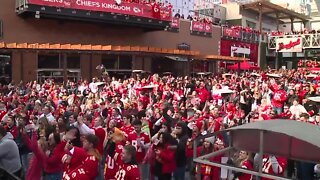 Chiefs fans process heartbreaking loss at Power & Light party