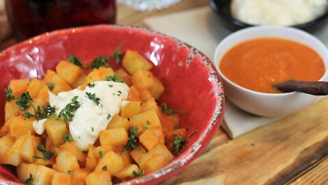 Mouthwatering 'Potatas Bravas' recipe to make at home