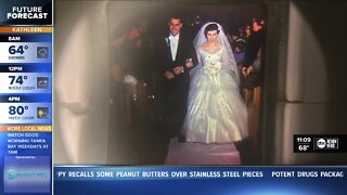 Largo woman reunited with lost wedding photos