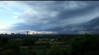 SOUTH AFRICA - Johannesburg. Carols by Candlelight rained out (Video) (vZt)