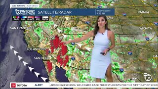 ABC 10News Pinpoint Weather with Weather Anchor Vanessa Paz