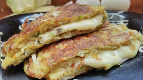 Keto Recipe - Keto Sandwich | LCHF Recipe | Omelette Sandwich