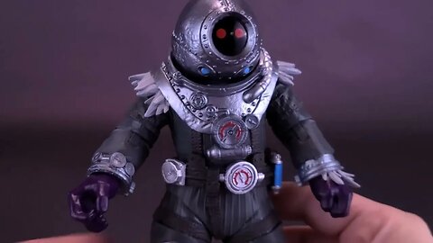 McFarlane Toys Page Punchers Batman: Fighting the Frozen Mr. Freeze @TheReviewSpot
