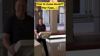 🫣 Elon Musk enters Twitter HQ with a SINK⁉️