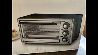 Insignia 4 Slice Toaster Oven Stainless Steel Model: NS-TO15SS0 SKU: 6337720 (08-14-2021)