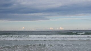 Ocean time lapse with an intruder