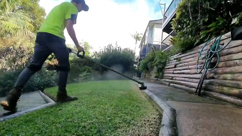 How to Mow a lawn with a Whipper Snipper