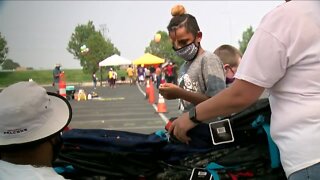 Aurora families get help with school supplies for children