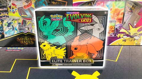 Opening a Pokemon Evolving Skies Elite Trainer Box