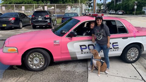 🇺🇸🦅🇫🇷 Policier à Miami qui voit la vie en rose 🦅🇺🇸