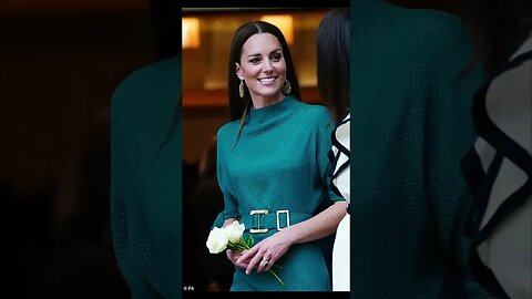 Green with envy! 😍 Princess of Wales Kate Middleton looks stunning in this gorgeous green outfit.