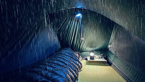 COZY TENT CAMP WITH WARM TENT IN HEAVY RAIN • RELAXING IN THE TENT WITH SOUND OF RAIN • ASMR