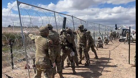 Texas’ new wire fence and barrier going up in El Paso