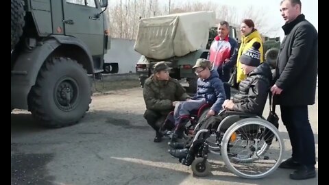 Military parade preparations for children with disabilities in Novosibirsk and Moscow
