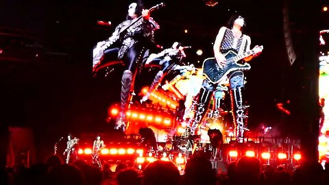 Kiss "Lick It Up" LIVE Welcome to Rockville Daytona Beach Florida May 19 2022