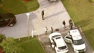 PBSO looking for man after woman stabbed in Royal Palm Beach