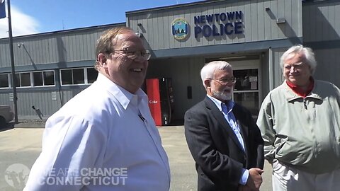 Wolfgang Halbig Visits Newtown, CT Police Department - wearechangect - 2014