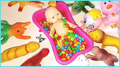 Mixing Candy In Bathtub with Parls Toffee M&S Chocolate Gems Choco Bean Toyland Happy Duck Candy