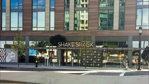 Shake Shack Somerville - North Shore 3 Way - TWE 0333