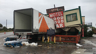 Tractor-trailer crashes into Desert Inn and Restaurant in Yeehaw Junction
