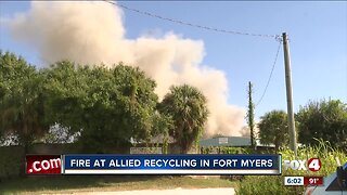 Fire at recycling center sends plume of smoke across Fort Myers roads