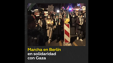 Manifestantes marchan en silencio por Berlín en muestra de solidaridad con Gaza