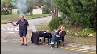 WATCH: Residents 'braaied' over 'collective social get-together' (XYy)