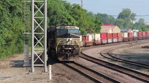 Norfolk Southern Train Meet from Marion, Ohio August 22, 2021