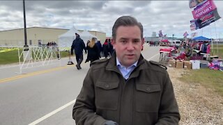 Crowds gather ahead of President Trump's arrival in Green Bay