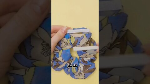 How to Turn Your Scrunchie into a Secret Pocket