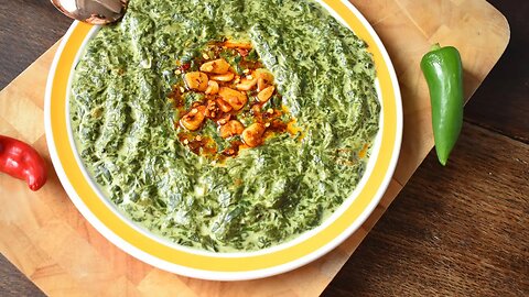 Delicious Romanian Creamy Spinach Recipe - A Healthy and Flavorful Dish!