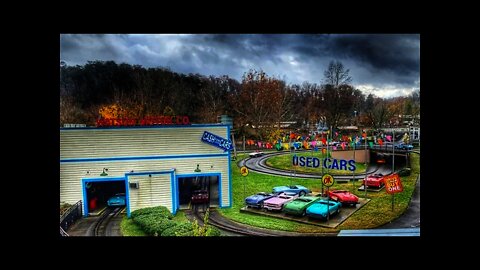 Rockin Roadway Classic Car Ride at Dollywood