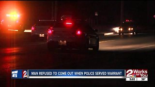 Man refused to come out when police serve warrant