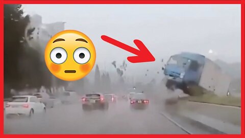 Ultimate driving fails compilation | Bad Drivers 2022 USA