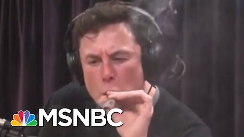 Tesla CEO Elon Musk Smokes Weed During Joe Rogan Podcast Interview | Velshi & Ruhle | MSNBC