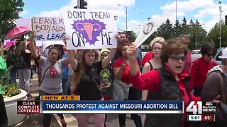 Thousands attend KCMO protest of new Missouri abortion bill