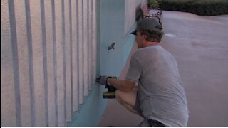 Downtown Stuart business owners starting to board up ahead of Hurricane Dorian