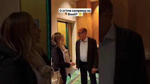 MULHER QUESTIONA GILMAR MENDES EM NOVA YORK: “O CRIME COMPENSA NO BRASIL?” #shorts