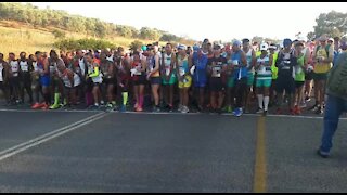 South Africa - Cape Town - The Paarlberg Marathon at the Le Bac wine Estate (Video) (p9w)