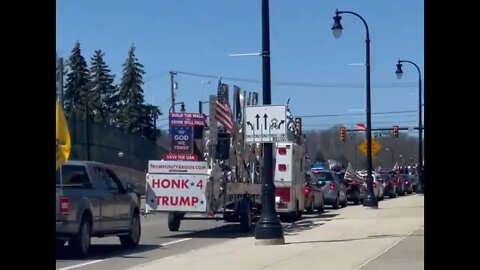The People’s Convoy USA 2022 And The Freedom Convoy USA We Are Born Free In America! Still Rolling!