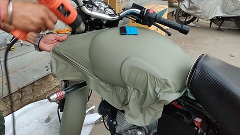 Royal Enfield Classic 350 Vinyl Wrapping Khaki Green | Bullet Modification | Vwraps Sikar