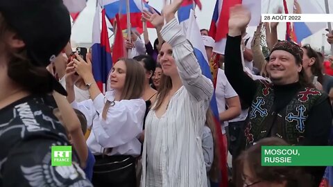 Rassemblement de soutien à la Serbie à Moscou