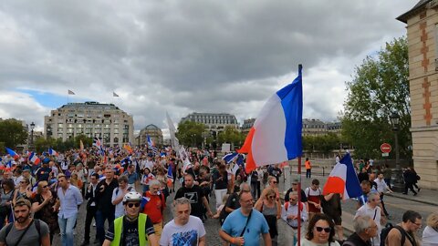 Manifestation "Rendez-vous de la Résistance !" - 3/09/2022 à la place de la Bourse à Paris - Vidéo 8